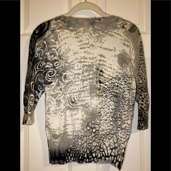 EUC Jillian Nicole petite button down cardigan. - Picture 7 of 7